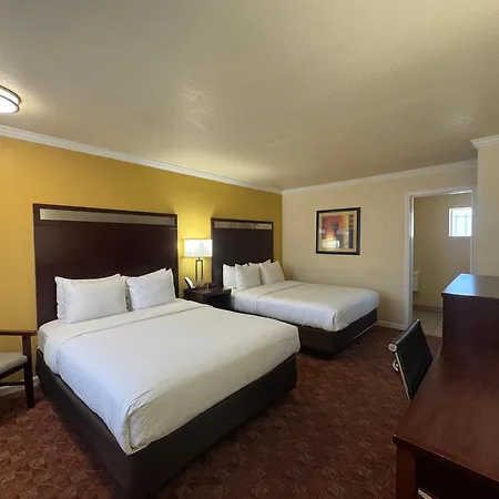 Quality Inn Ukiah Exterior photo