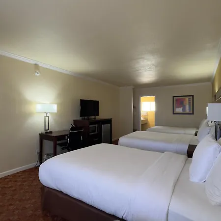 Quality Inn Ukiah Exterior photo