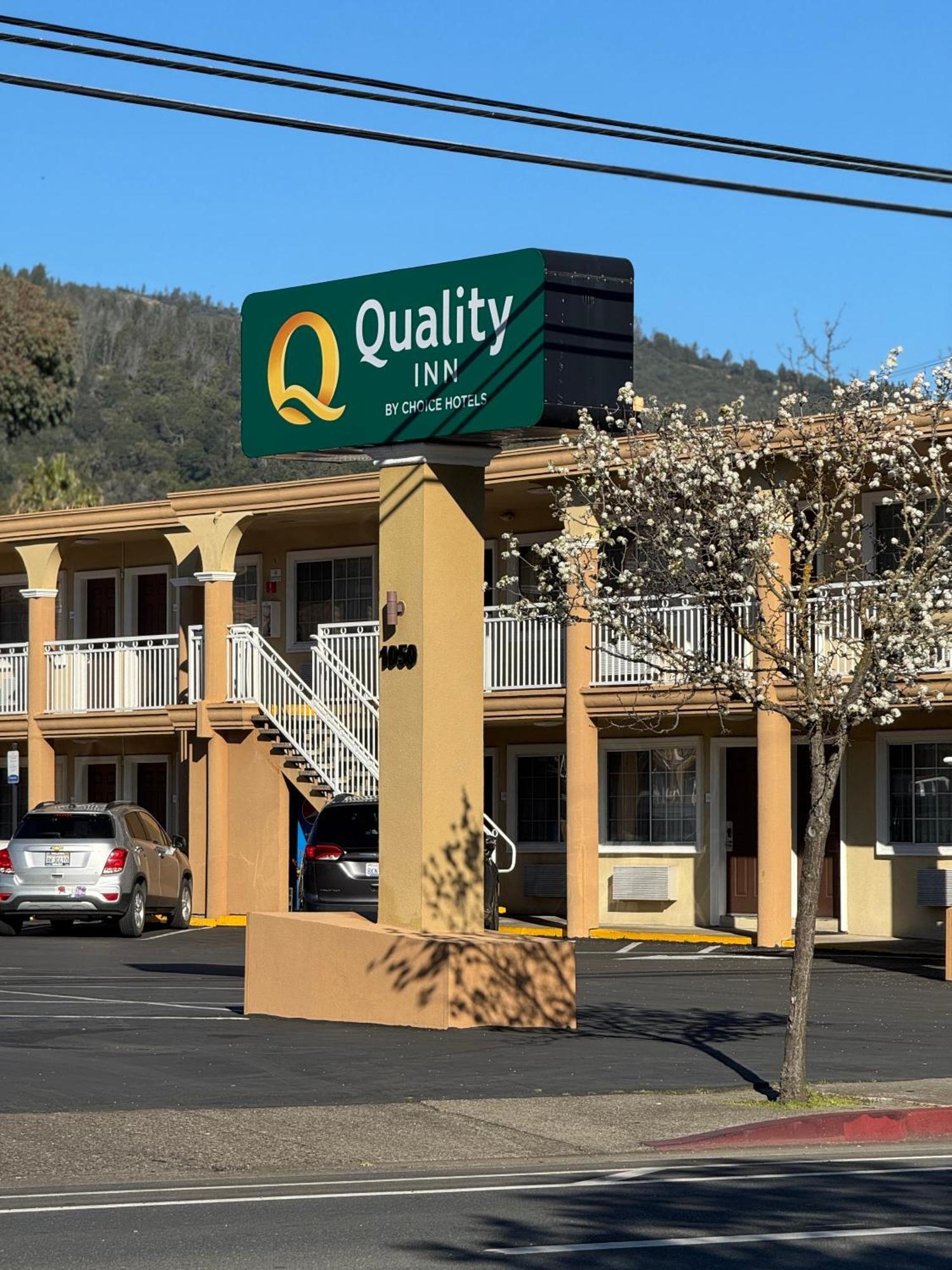 Quality Inn 2*