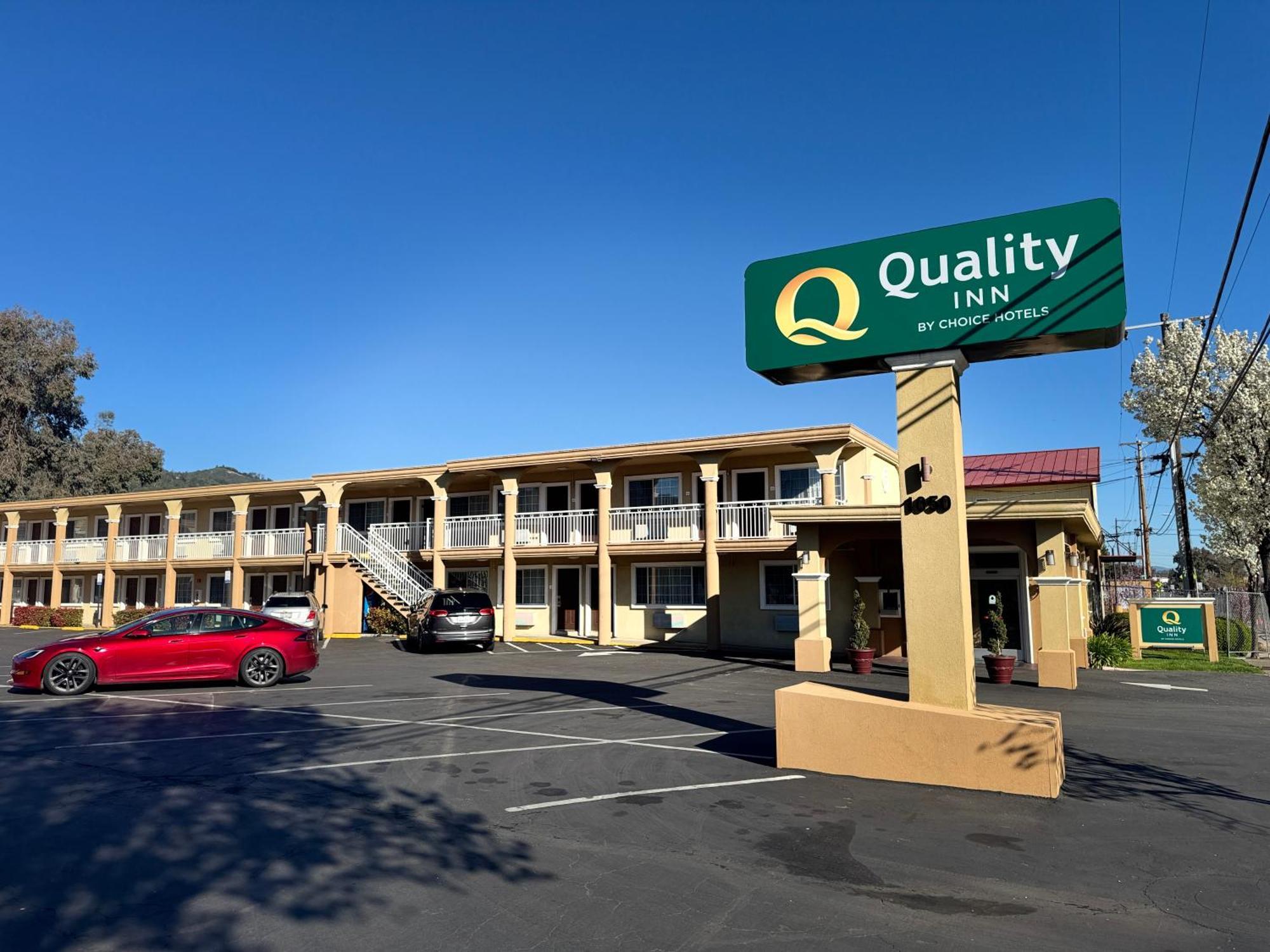 Quality Inn 2*