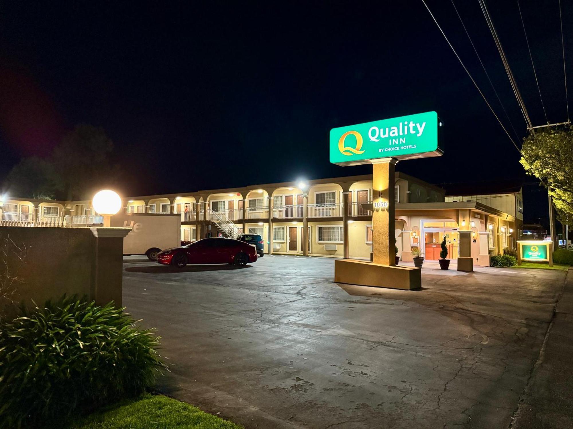 Quality Mini-hôtel 2*