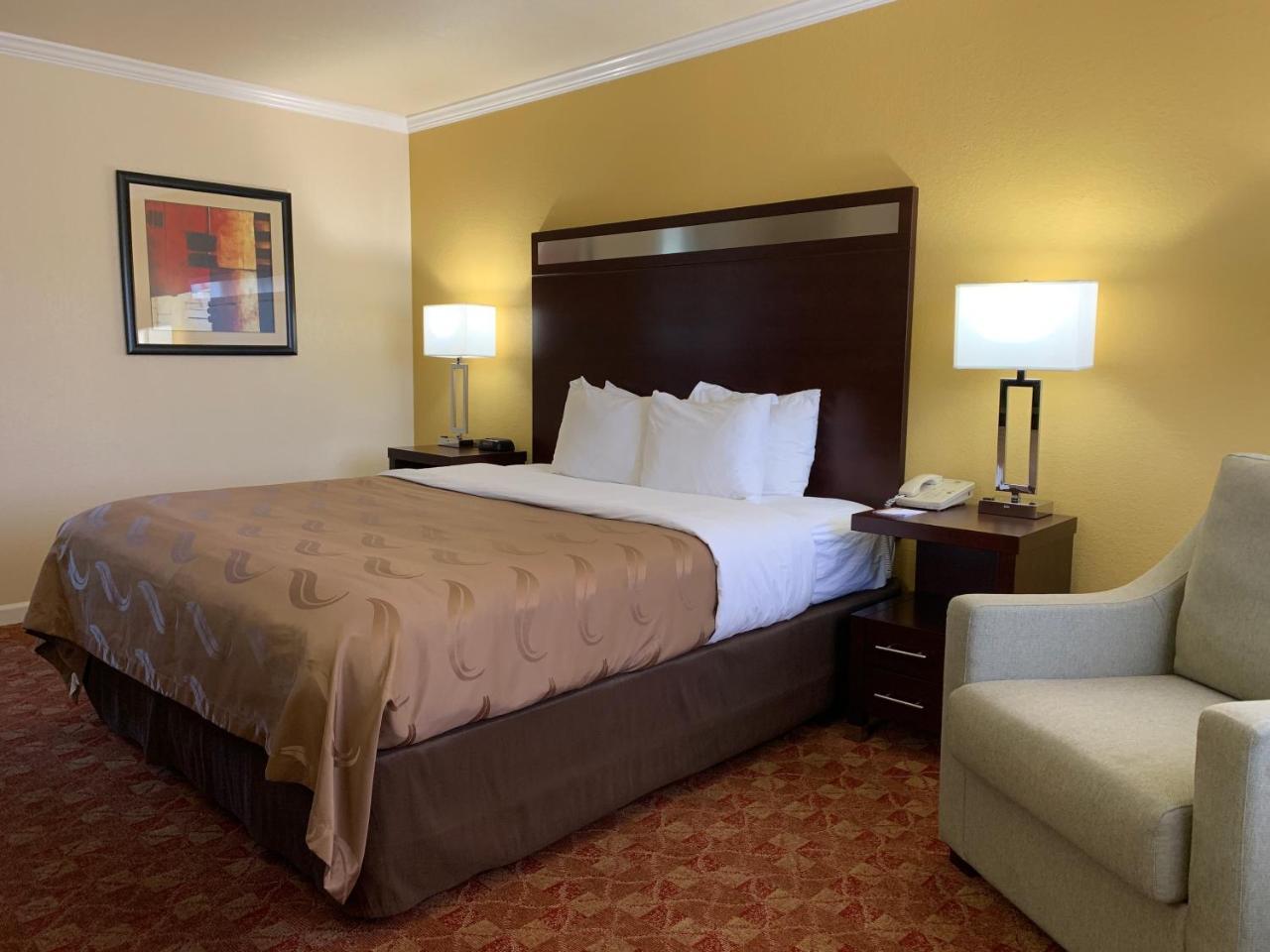 Mini-hôtel Quality